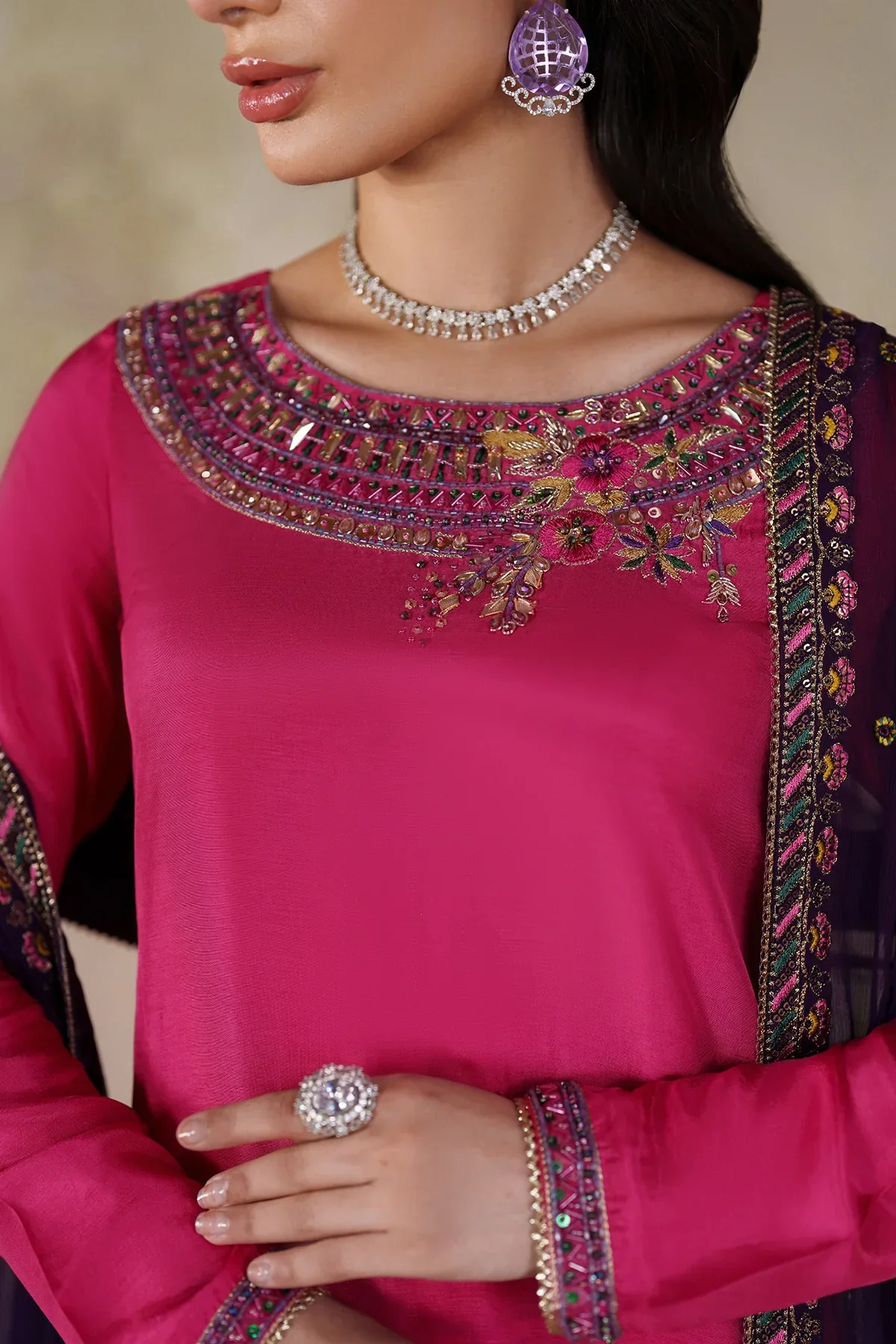 ZRF-SHE-04 Haneera - Image 2